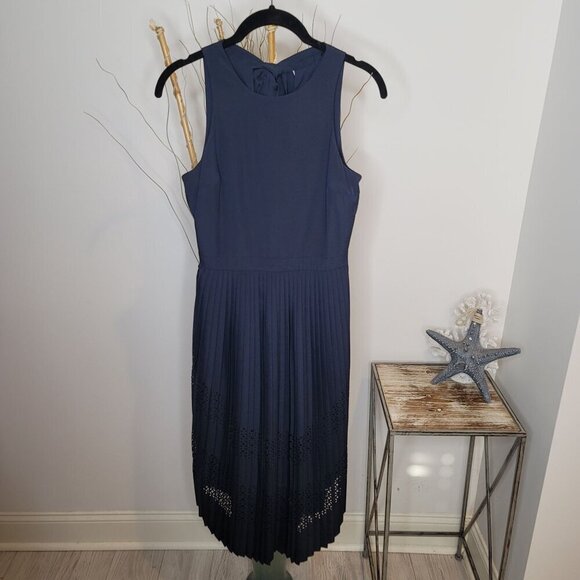 Banana Republic Dress Womens 00P Pleated Laser Cut Sleeveless - Picture 1 of 8